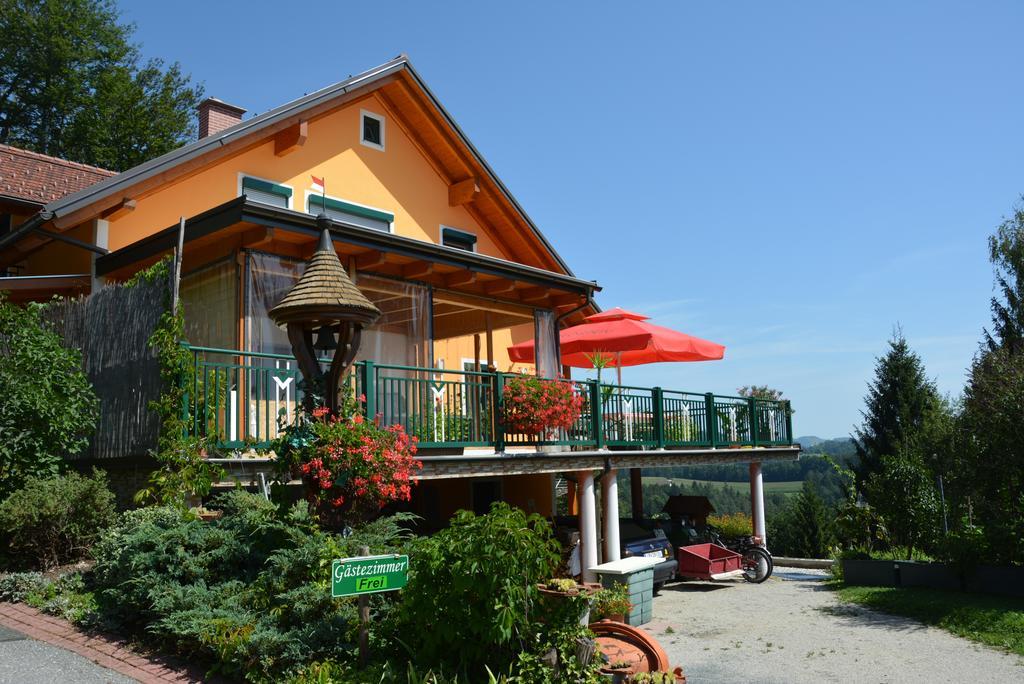 Sankt Johann im Saggautal Gaestehaus Schmid מראה חיצוני תמונה