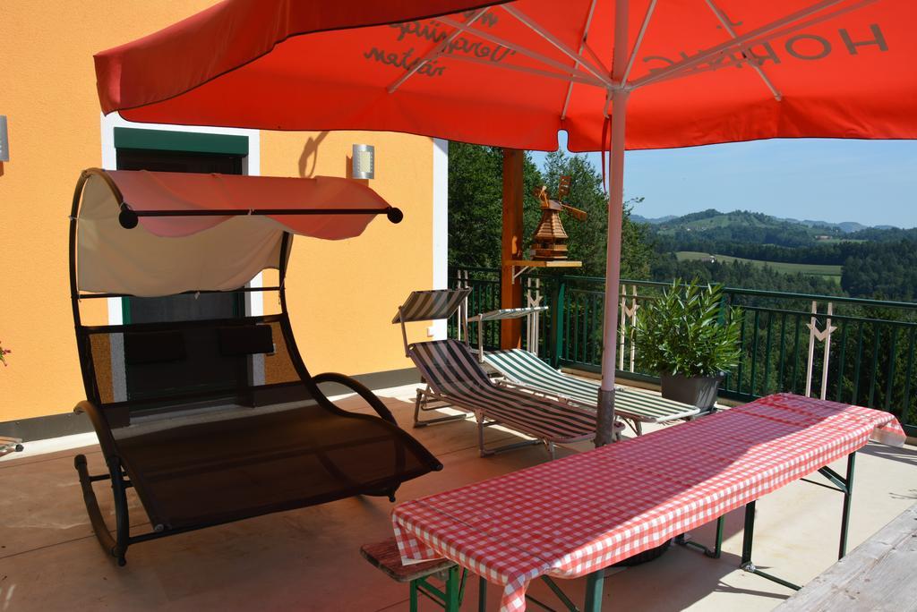 Sankt Johann im Saggautal Gaestehaus Schmid מראה חיצוני תמונה